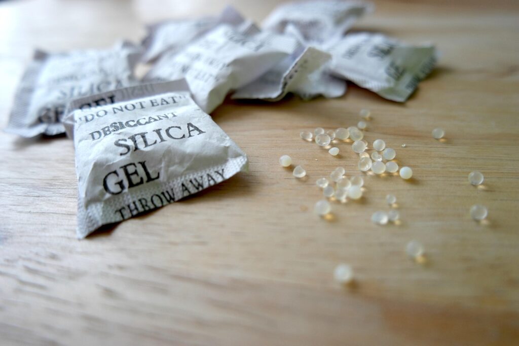 silica, silica gel, desiccant, dry, dryer, silicate, bead, pellets, granules, silica, silica gel, silica gel, silica gel, silica gel, silica gel