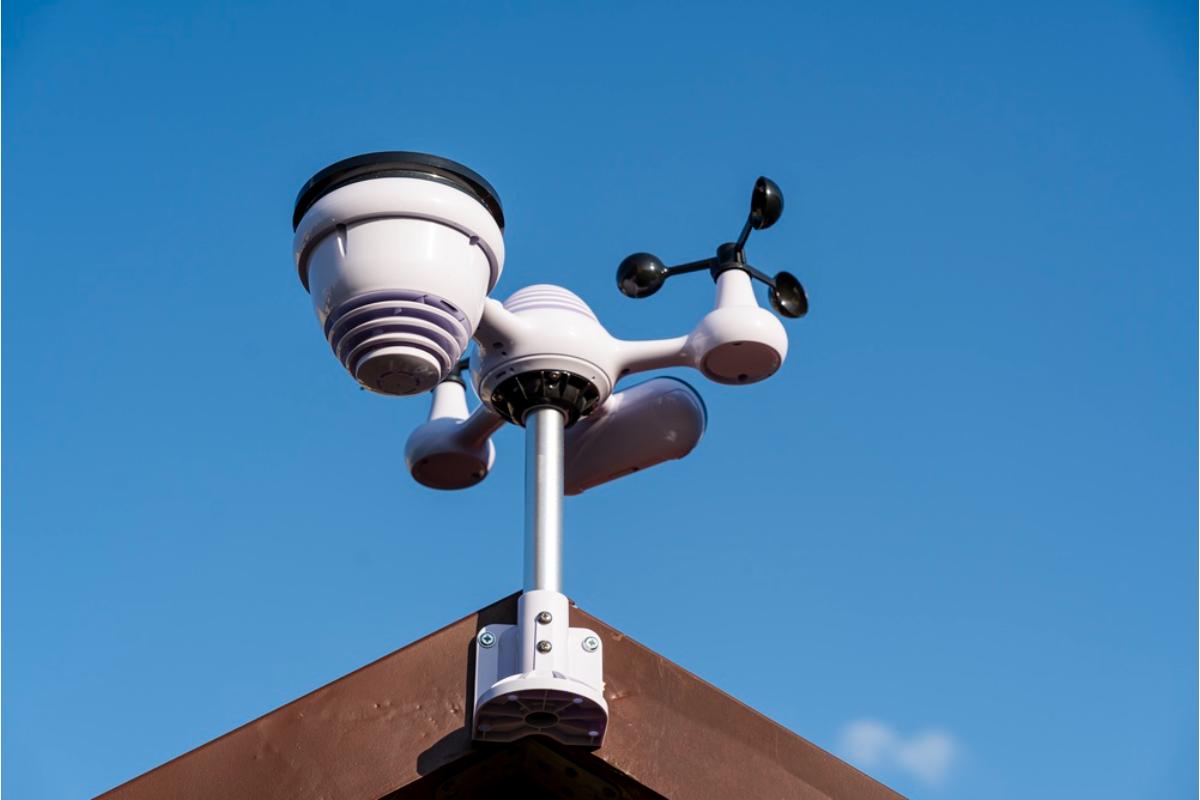 Homeowner Says His Neighbor Installed a Backyard Weather Station, Now Arguments Break Out Every Time They Disagree About Watering Conditions