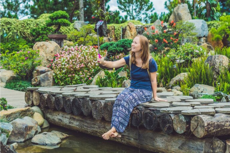 Gardener Says Her Backyard Harvest Photos Went Viral in a Local Group, Now Strangers Keep Asking for Her Address