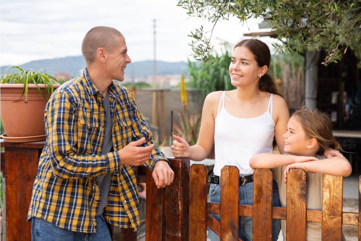 Gardener Says a Neighbor Knocked on Her Door to Ask Why Her Garden Looks Better Than His Even Though He Spends More Money on It, He Seemed Genuinely Upset
