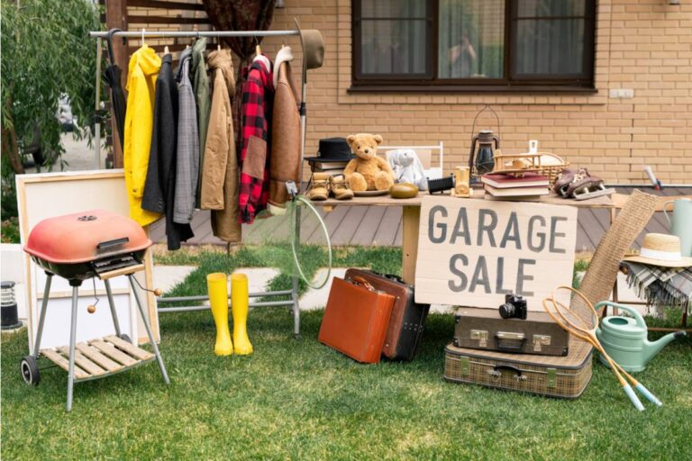 Homeowner Says Her Neighbor Borrowed Her Gardening Tools Last Summer and Never Returned Them, Now She Found Them in a Yard Sale Down the Street