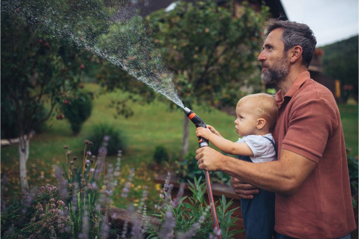 Homeowner Says His Neighbor Started Timing When He Waters the Garden, Now Every Conversation Somehow Turns Into a Debate About Plant Care