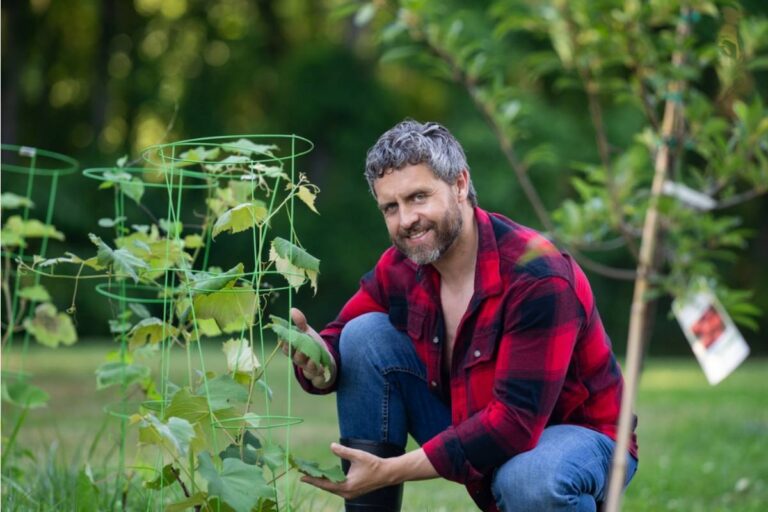 Some Home Gardeners Are Keeping Their Best Growing Techniques Secret, And Neighbors Say It’s Turning Gardening Into a Competition