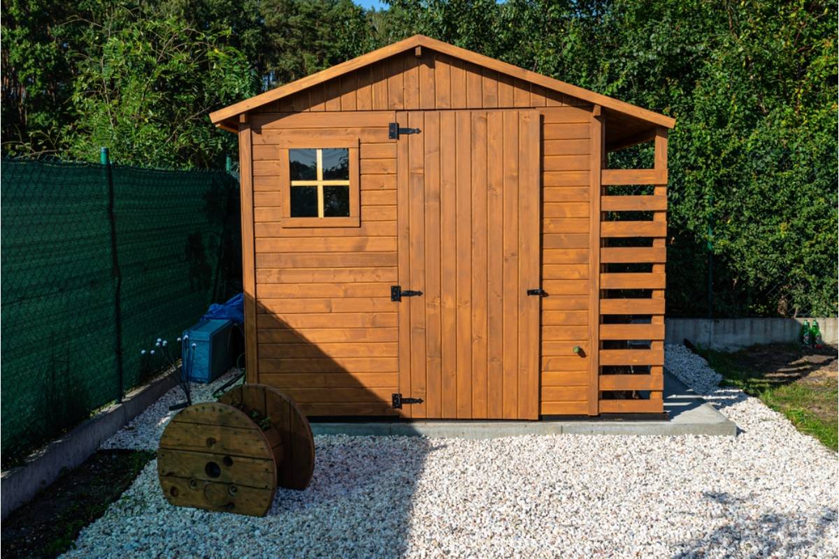 Homeowner Says Her Neighbor Has Been Telling the HOA Her Garden Shed Is an Illegal Structure for Months, Then Asked to Store His Lawn Mower Inside It the Same Week the Complaint Was Dropped