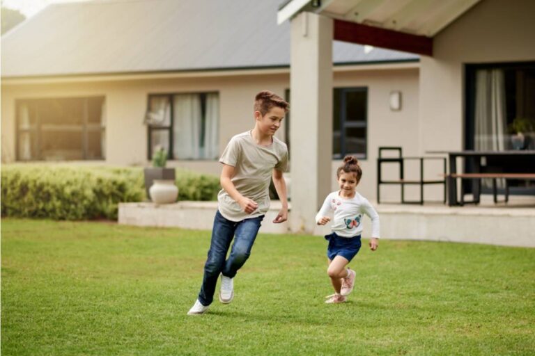 Gardener Says She Caught Her Neighbor's Nanny Letting the Children Use Her Garden as a Play Area Every Afternoon While She Was at Work Without Ever Asking
