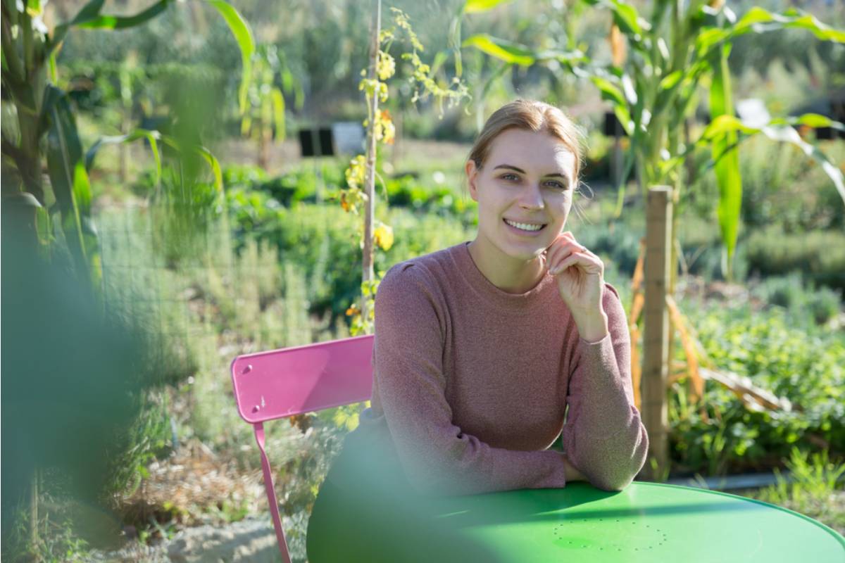 A Woman Spent Twelve Years Growing an Exact Copy of a Garden From an Old Family Photograph, Then Learned the Photo Was Actually Taken at a Neighbor's House