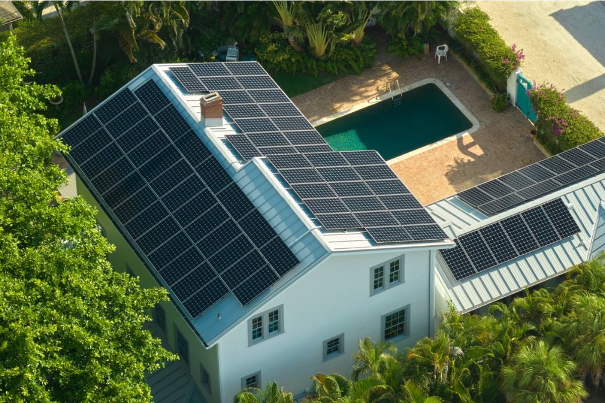 Gardener Says a Neighbor's New Rooftop Solar Array Reflects Enough Heat Onto Her Garden That Her Lettuce Bolts Weeks Early Every Summer