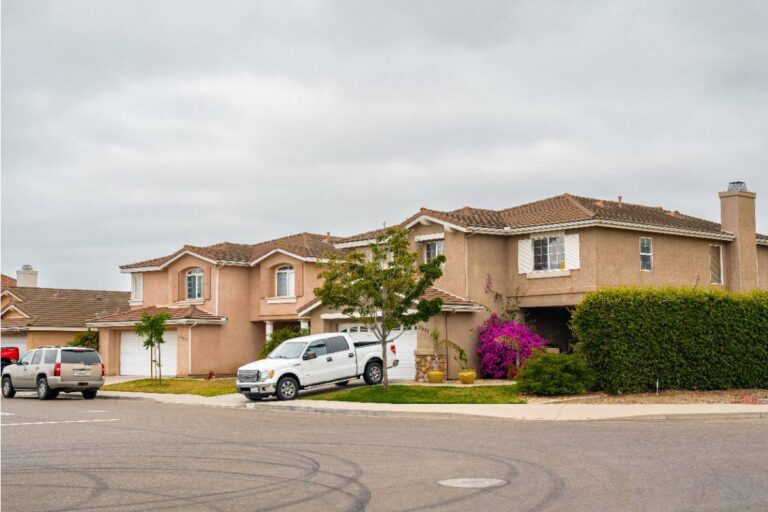 A Woman Kept Her Garden and Shared Driveway Peaceful for Years, Until Her Neighbor's Family Turned Parking Into a Full-Blown Property Dispute