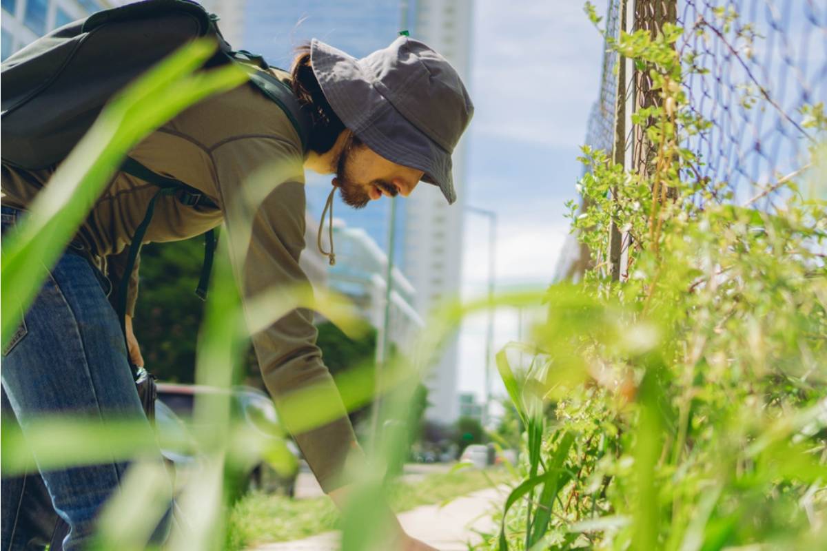 Gardener Says a Neighbor Keeps Filming Her Garden for a True Crime Podcast About the Street's History Without Ever Asking