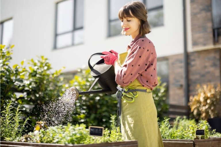 Homeowner Says Her Daughter Agreed to Water a Garden by Hand While She Was Away, Then the Christmas Presents Became Part of the Punishment