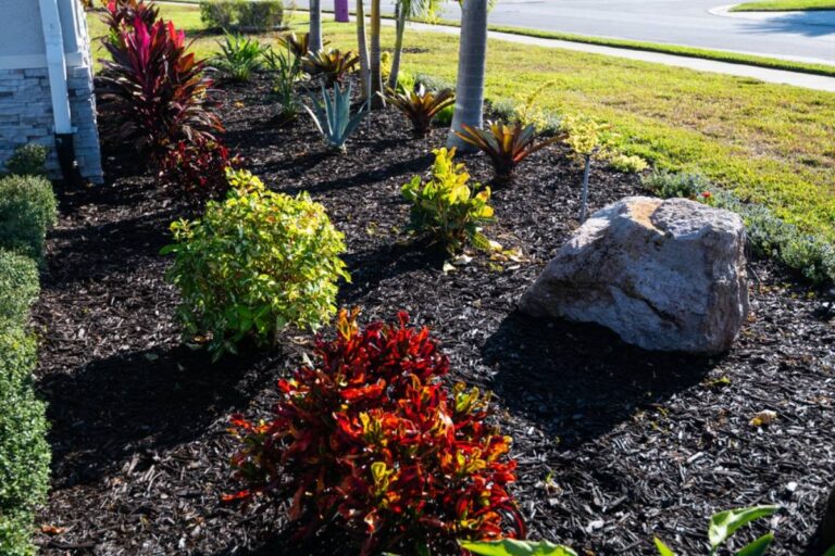 Homeowner Says His Neighbor Replaced the Mulch With Gravel Without Permission, Destroyed His Dad’s New Plants, Then Called the Garden a Favor