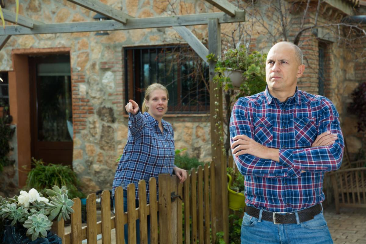 Homeowner Says Neighbors Turned Their Driveway Into a Garden, Then Parked Three Cars Across the Street and Made Every Trip Home a Frustrating Driving Puzzle