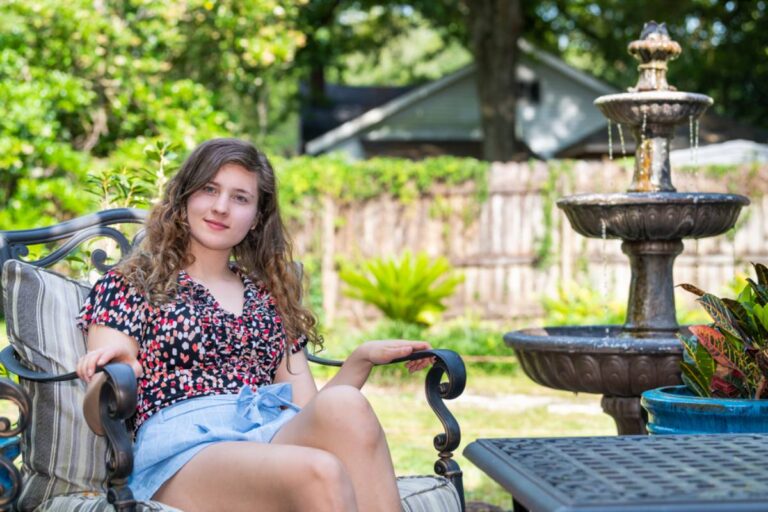 Homeowner Says a Six-Foot Privacy Fence Finally Gave Her Backyard Some Peace, Then Her Neighbor Started Watching From a Second-Story Window So She Turned the Barrier Into a Garden Retreat