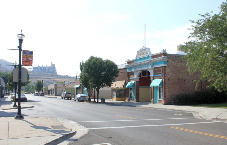 A street view of Magna, Utah